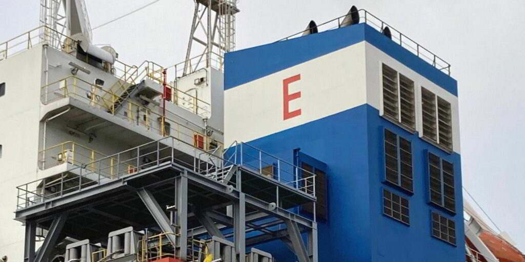 Saverex holding company launches buyout bid for Exmar