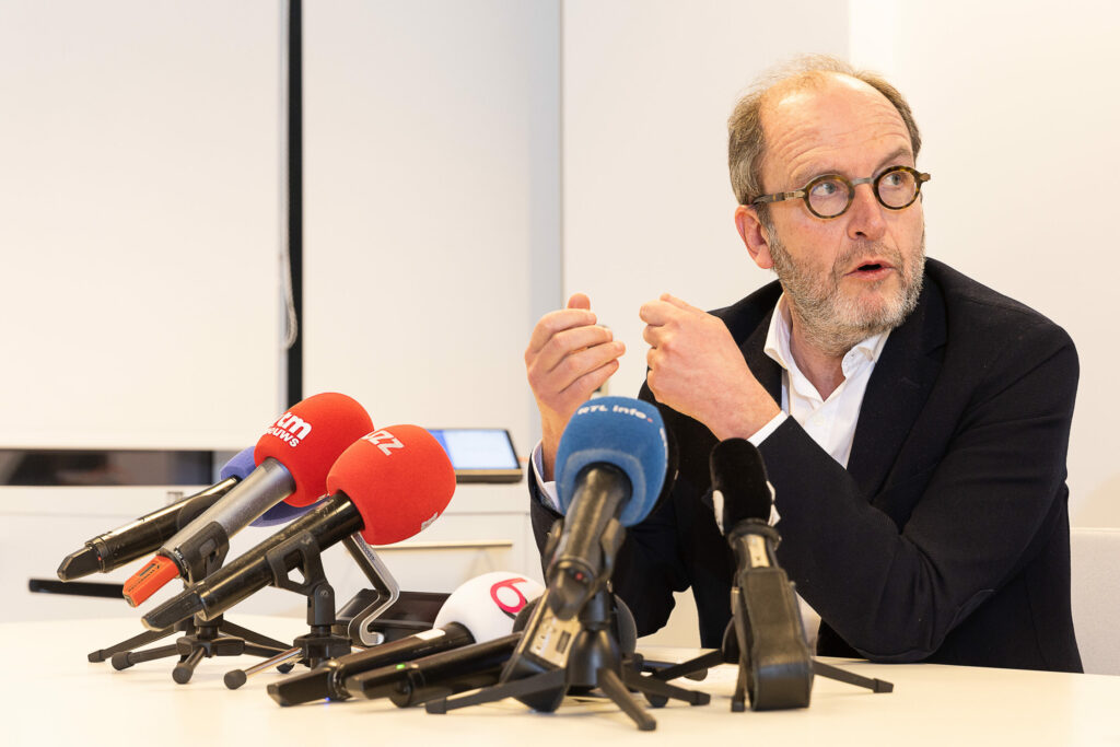 Anderlecht mayor files complaint over online video showing 'Predator' scene