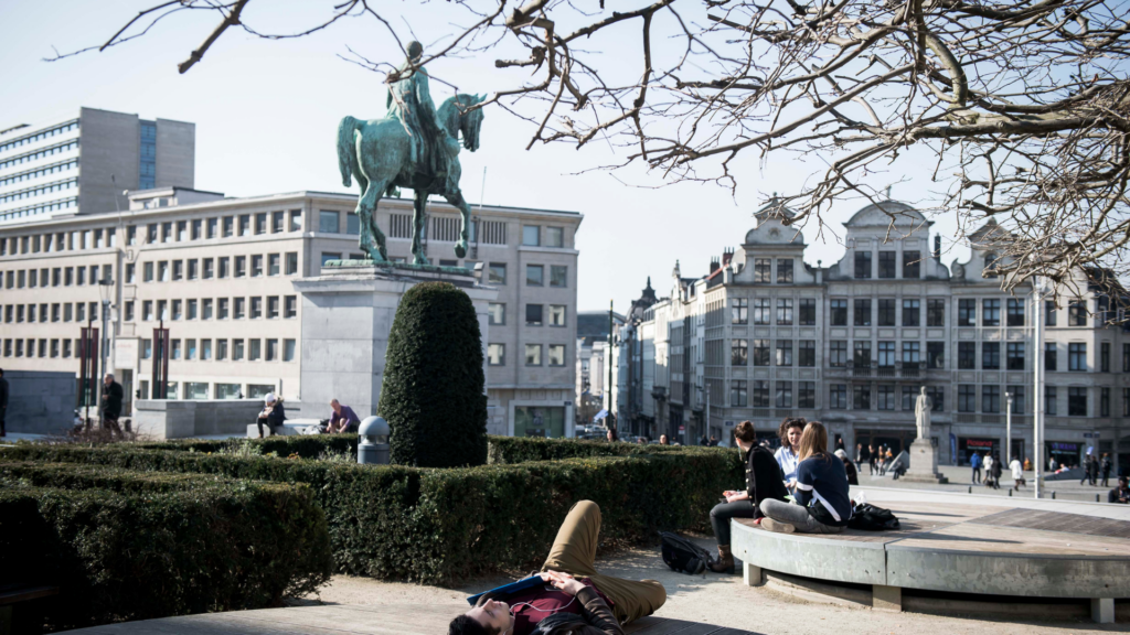 Temperatures to reach 28°C on Friday