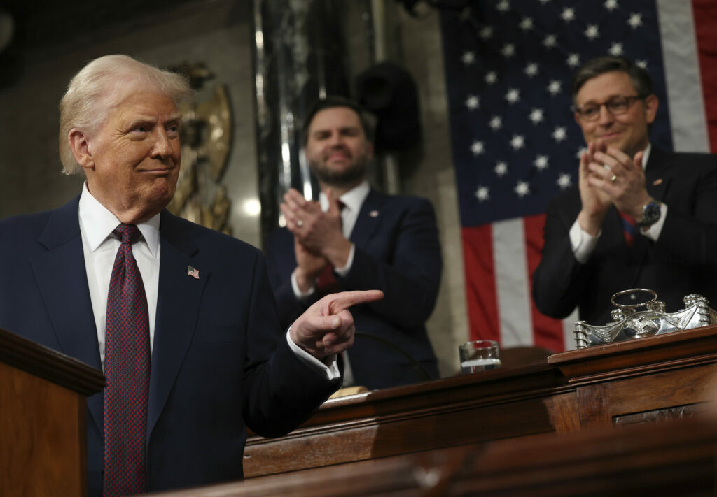 Trump threatens Russia with new sanctions 'until peace deal is reached'