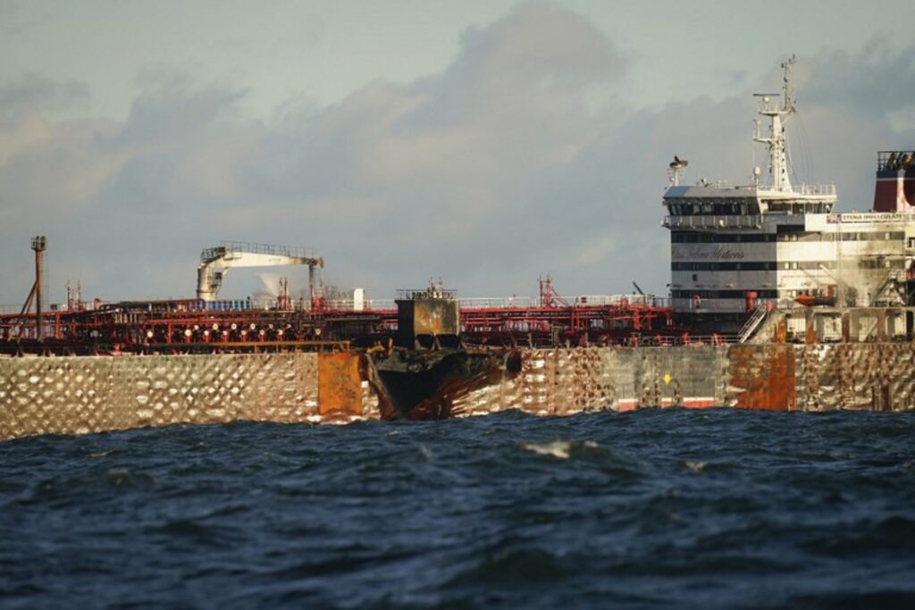 Fire on North Sea tanker extinguished