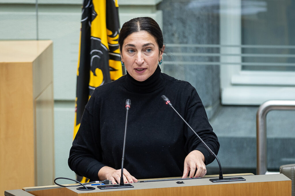 Flanders criticised for raising fees of all language courses except Dutch