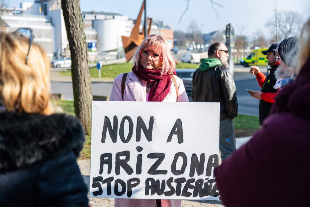 Around 60 demonstrators against 'Arizona's authoritarianism'
