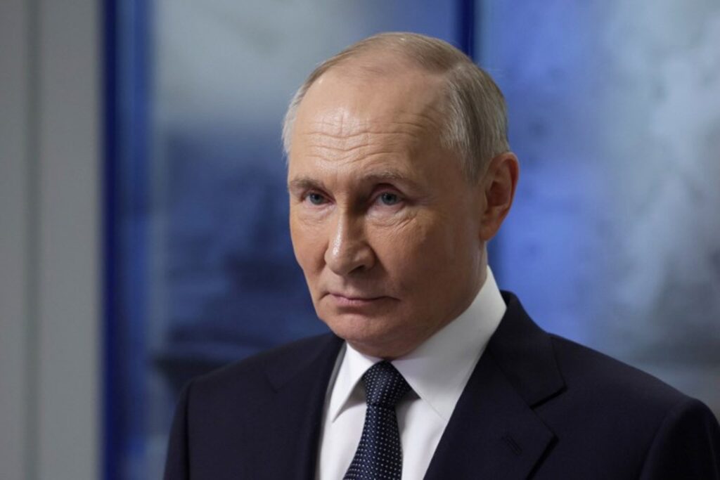 Putin calls unexpected truce in Ukraine over Easter