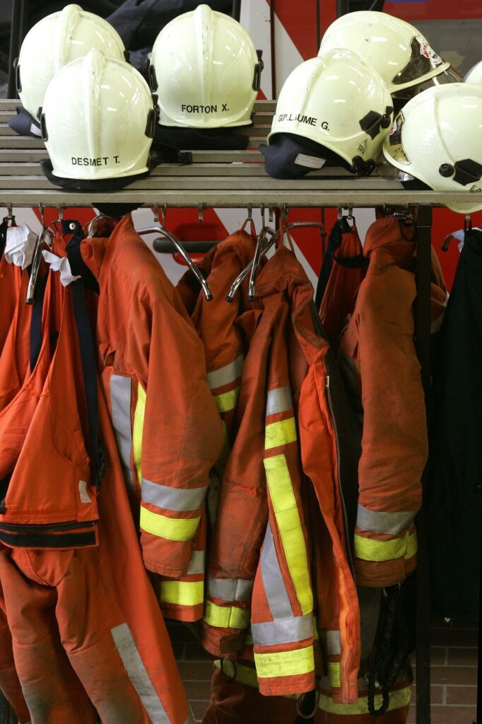 Seven people trapped by smoke in Molenbeek fire