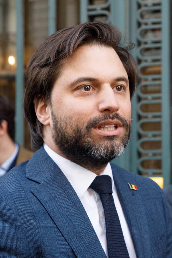 MR urges DéfI to agree to form a government and avoid political crisis in Brussels