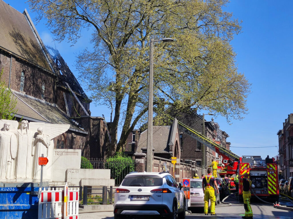 Fire in Notre Dame church in Liège