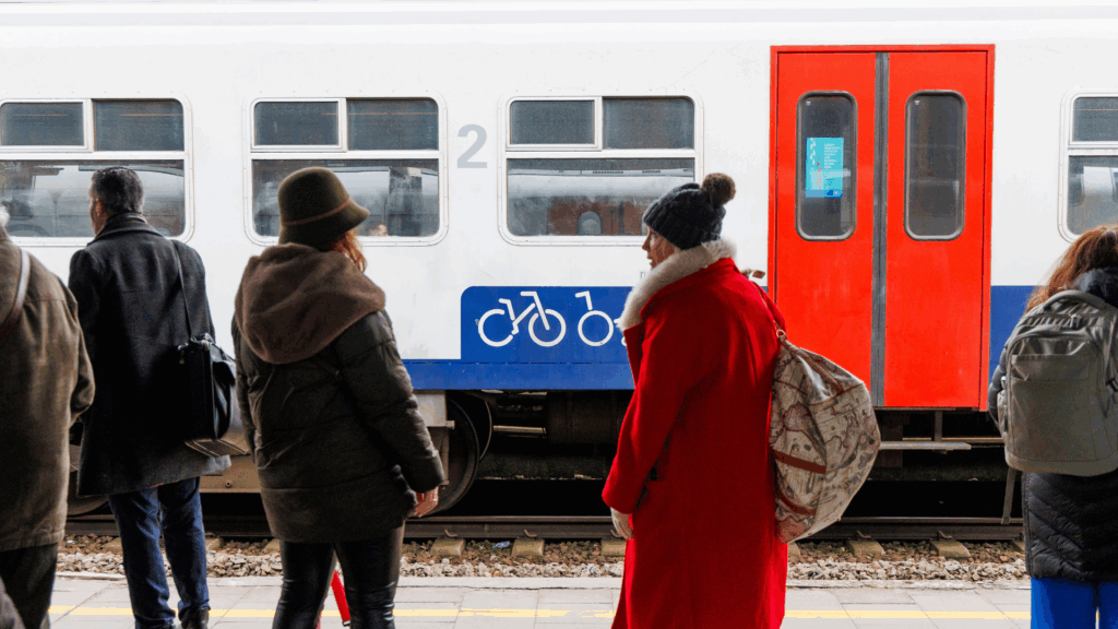 Trains between Ottignies and Brussels-Schuman suspended until 5 May