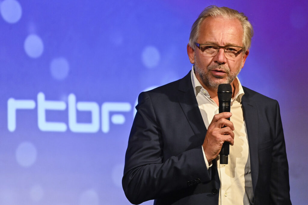 Less entertainment and staff, more ads: RTBF public broadcaster budget cuts