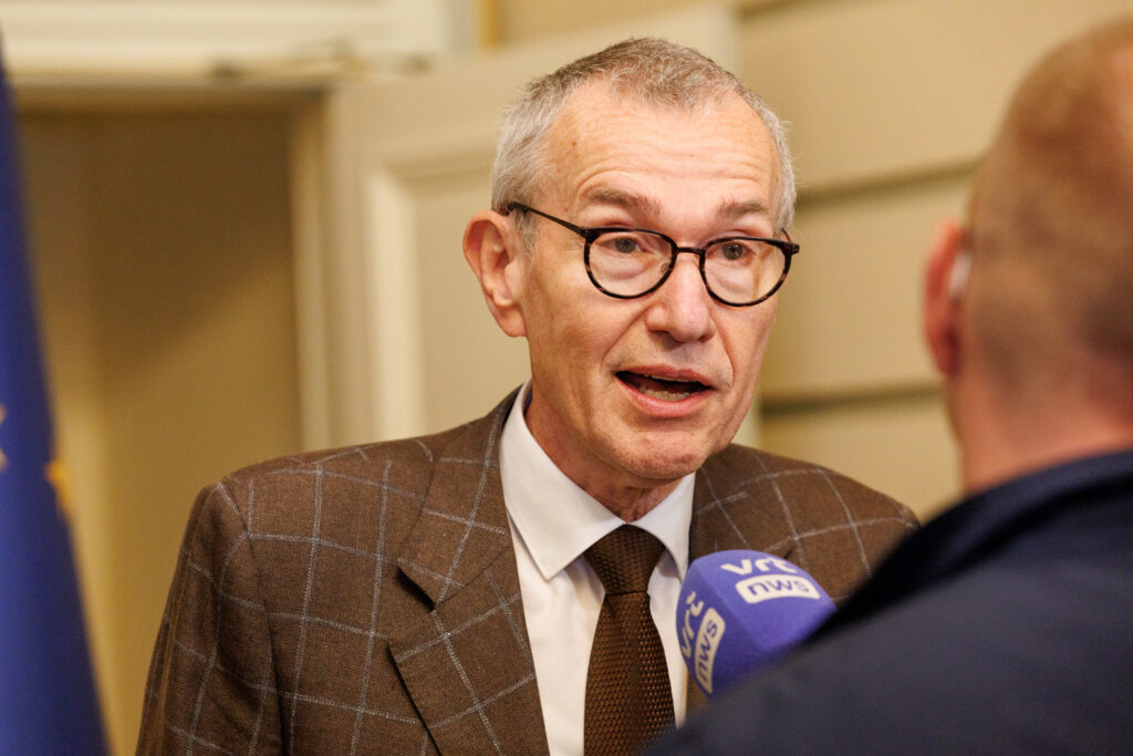 Belgians will no longer need prescription for 'home nursing' services