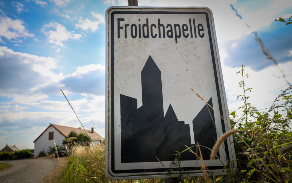 Dozens injured in crash during cycle race in Froidchapelle