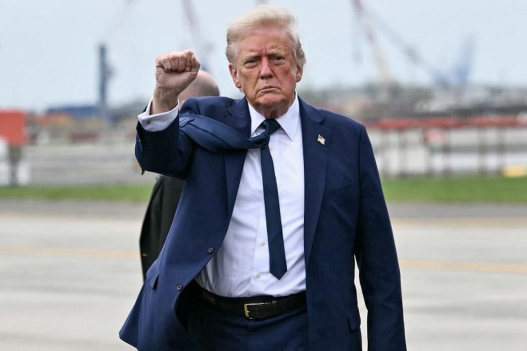 Trump calls for Panama and Suez canals to be free for US ships