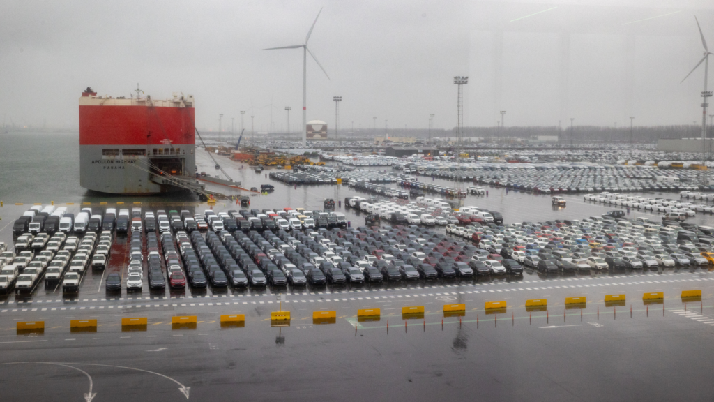Belgian foreign trade in goods drops - vehicles most affected