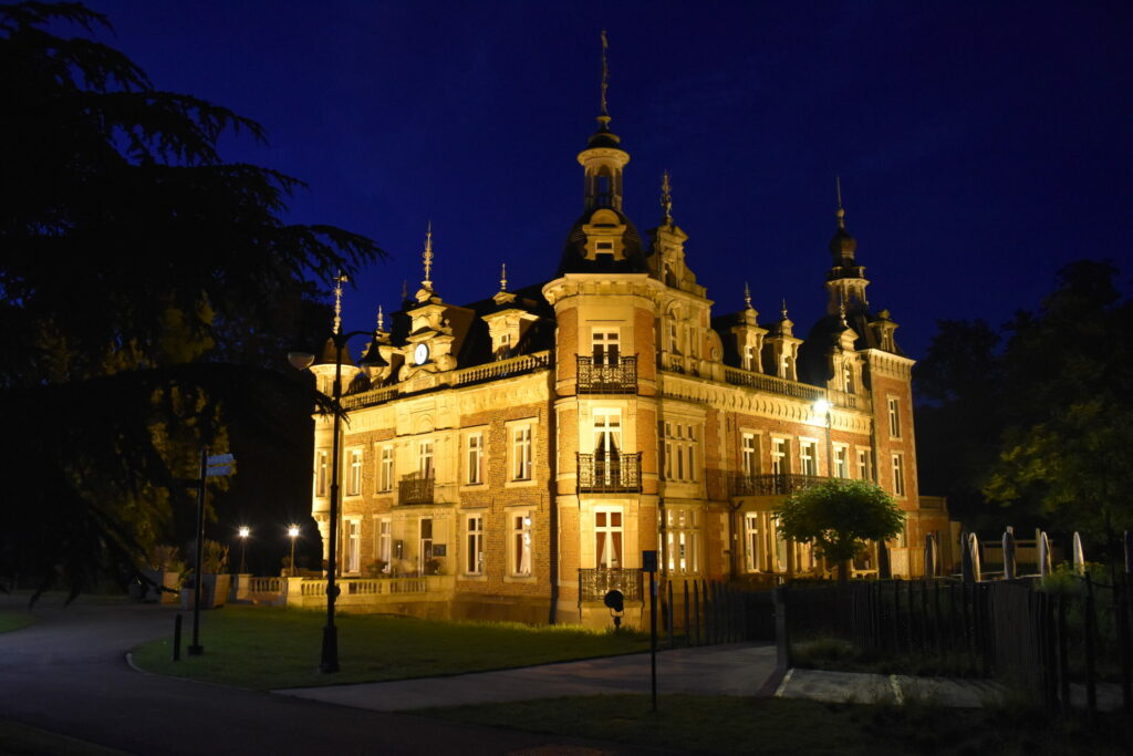 Huizingen castle in Flemish Brabant to be renovated