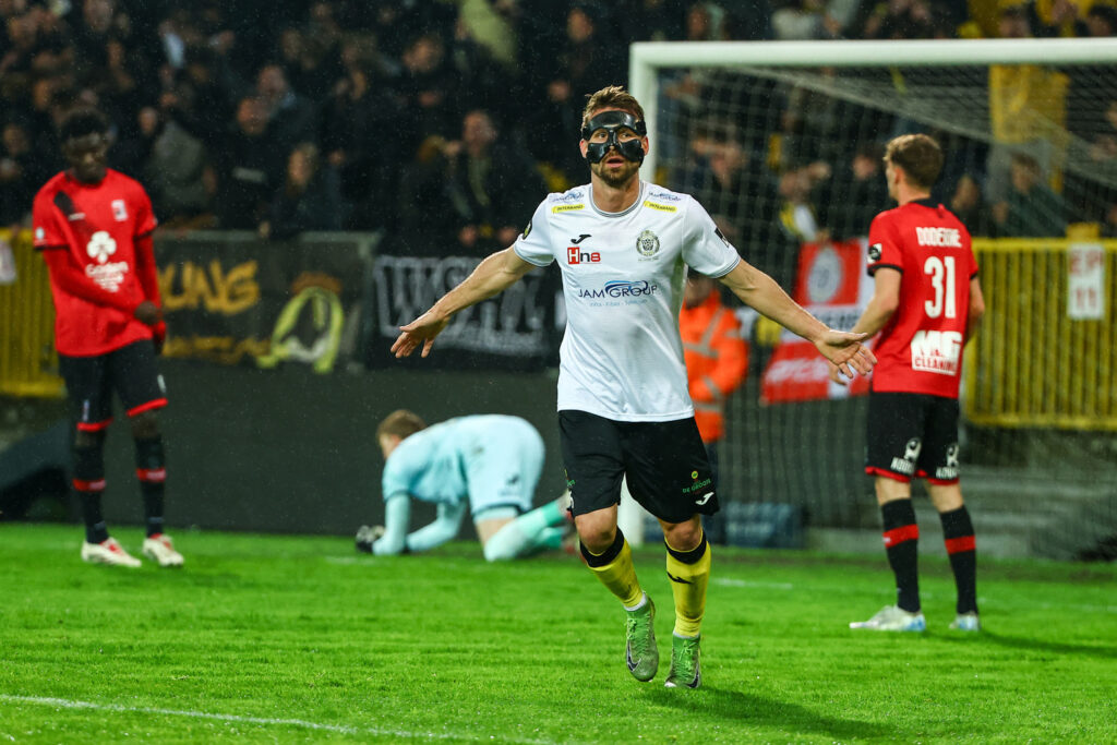 RWD Molenbeek fall short in first play-off defeat