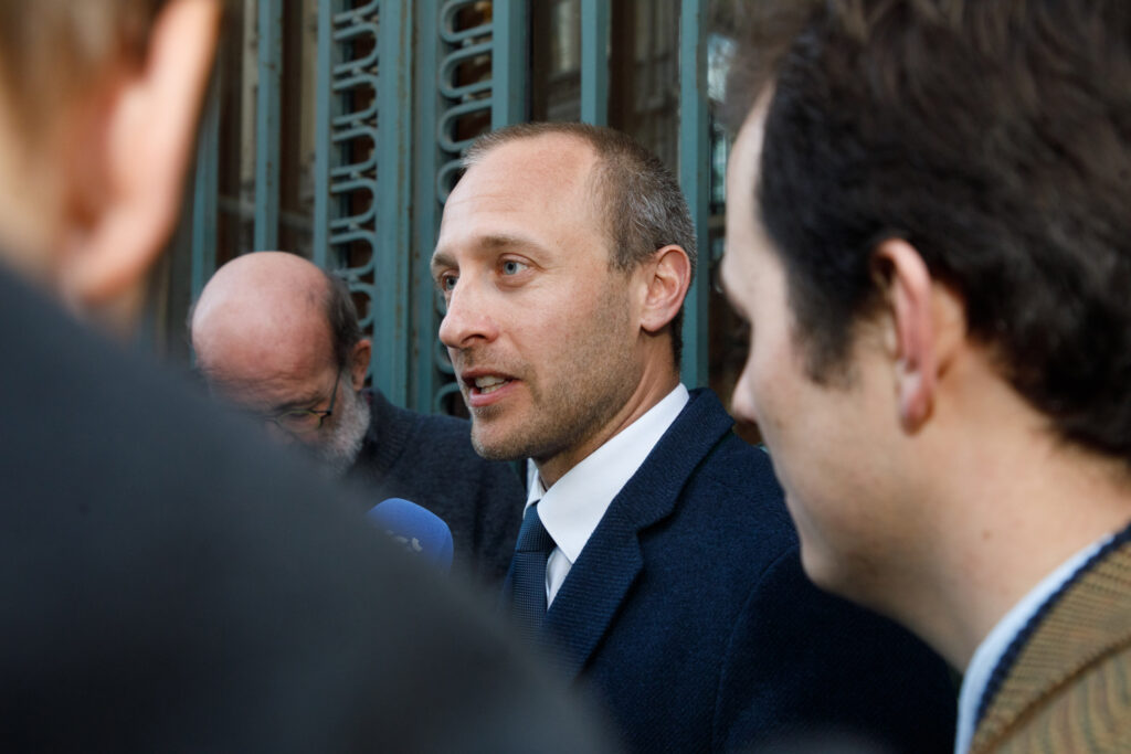 Brussels Government: Les Engagés call on MR to take initiative before holidays