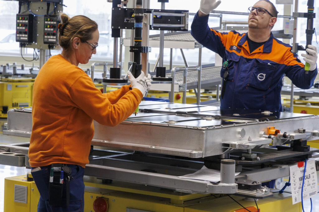 Volvo starts production of EX30 to give last Belgian car plant a lifeline