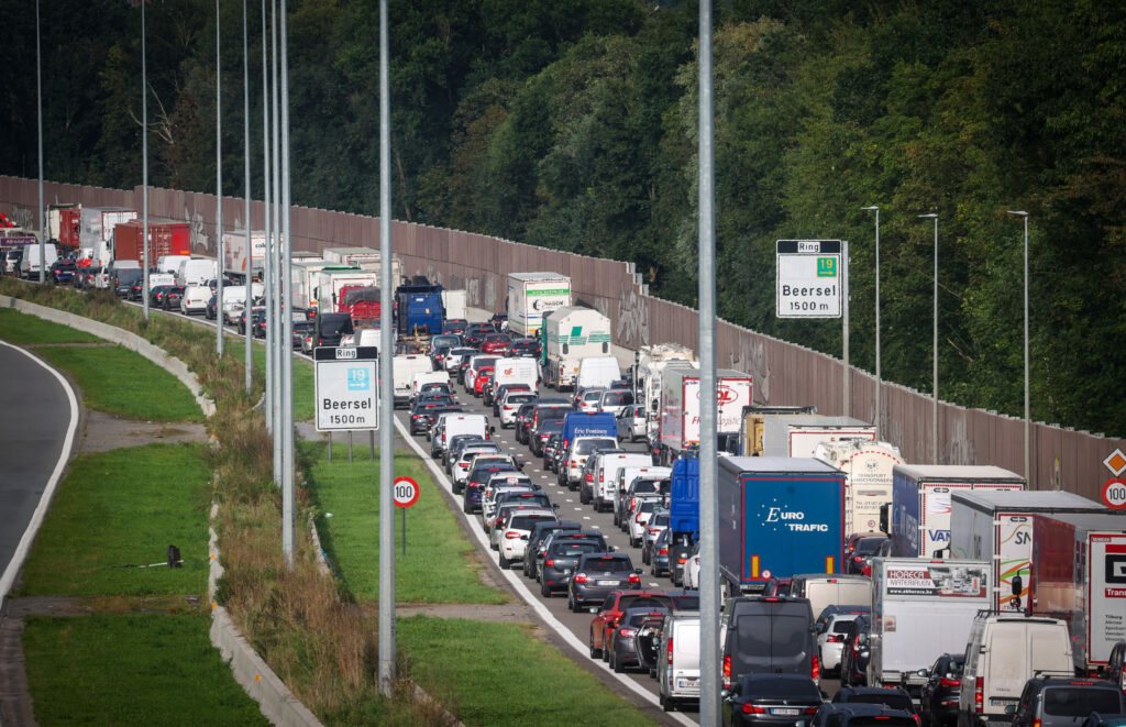Traffic jams of 230 km on Flemish motorways