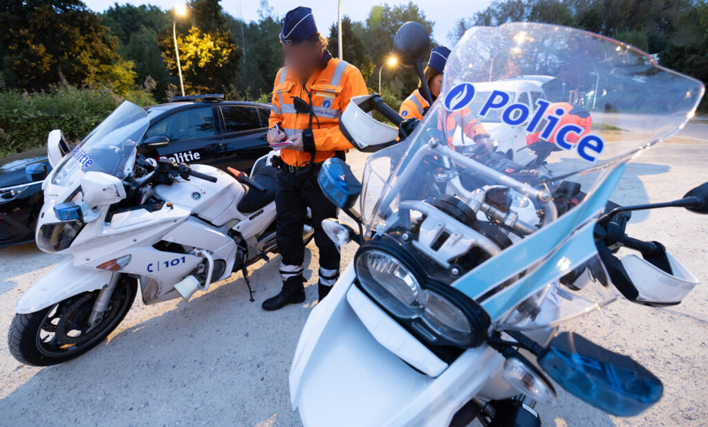 Police catch 243 lorry drivers sleeping inside their vehicles over Easter weekend