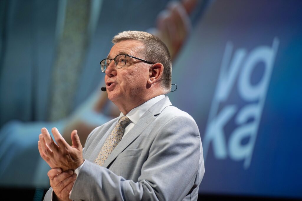 Scarcity of commercial sites could push businesses out of Flanders