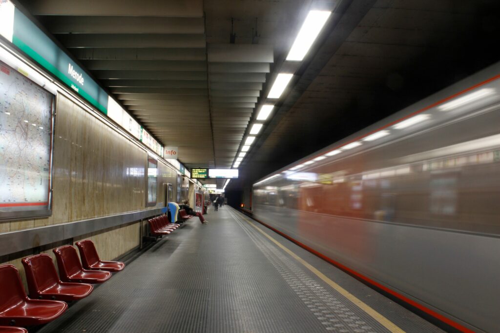 Homeless man dies at Brussels Metro station