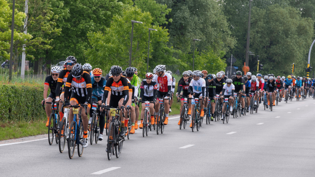 1,000 km cycle for cancer research starts in Flanders