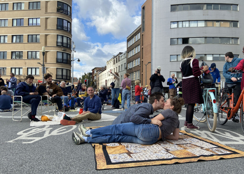 'Giant picnic' to call out political paralysis in Brussels on 9 June