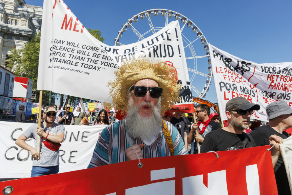 Artists to join huge anti-pension reform demonstration on 14 October