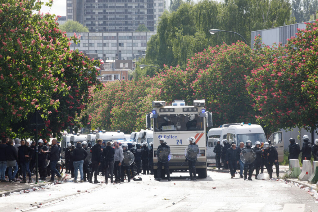 Brussels police call on witnesses to send footage of Sunday's football hooligans
