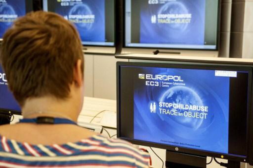 Three victims of sexual violence against minors rescued in Europol operation