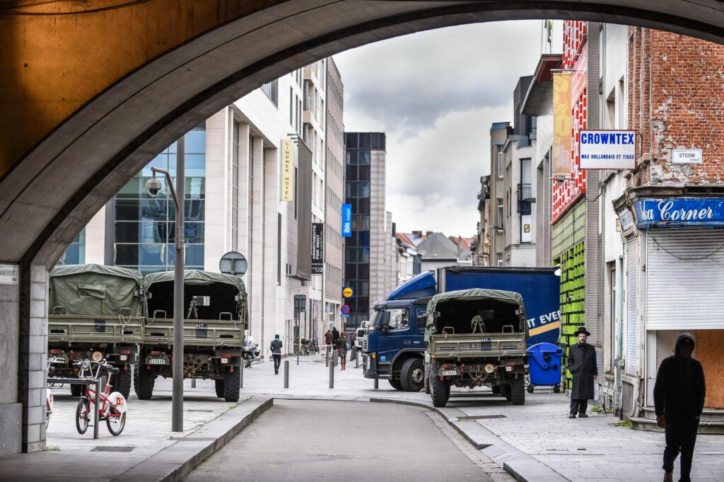 House searches in Antwerp's Jewish quarter over illegal circumcisions