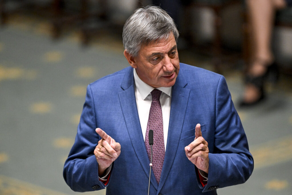 Abolition of unemployment tax relief to cause €200 monthly loss