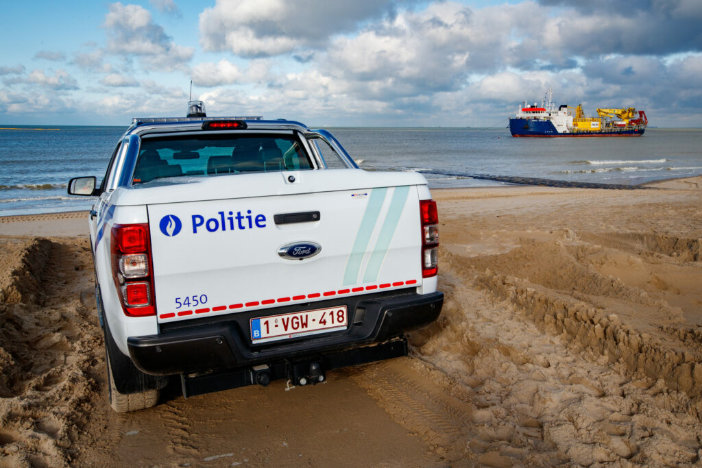 Man (37) killed after being hit by bus at Belgian coast