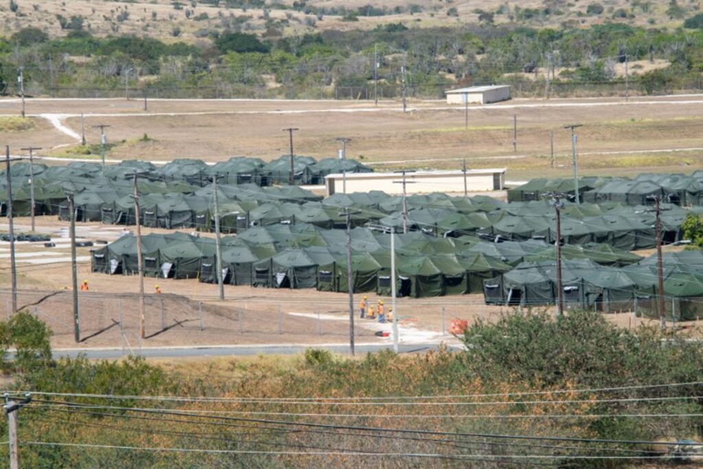 Trump to deport migrants to Guantanamo, including Belgians
