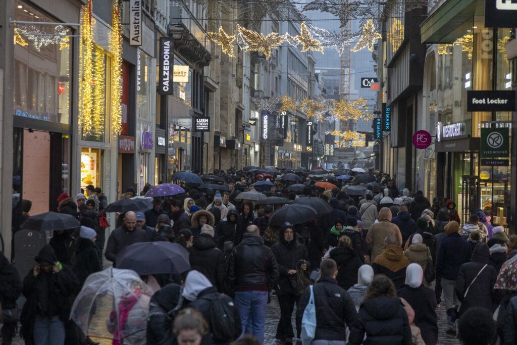 Business federation denounces increase in parking fees in downtown Brussels
