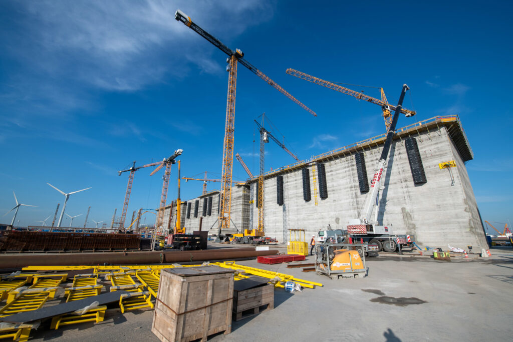 Energy Island: Government suspends current component to save billions