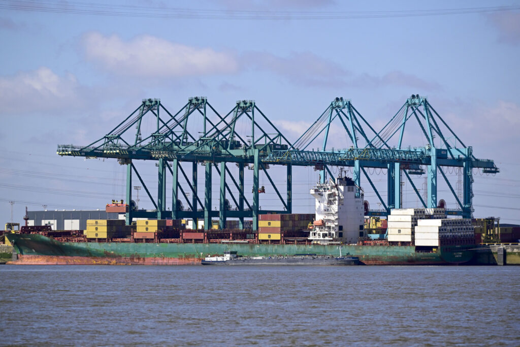 Seven arrests after series of drug case raids in Antwerp