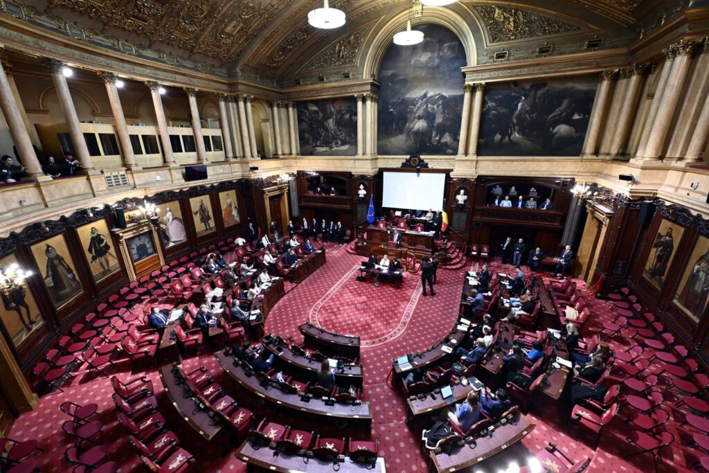 Arizona reaches agreement on abolishing Senate