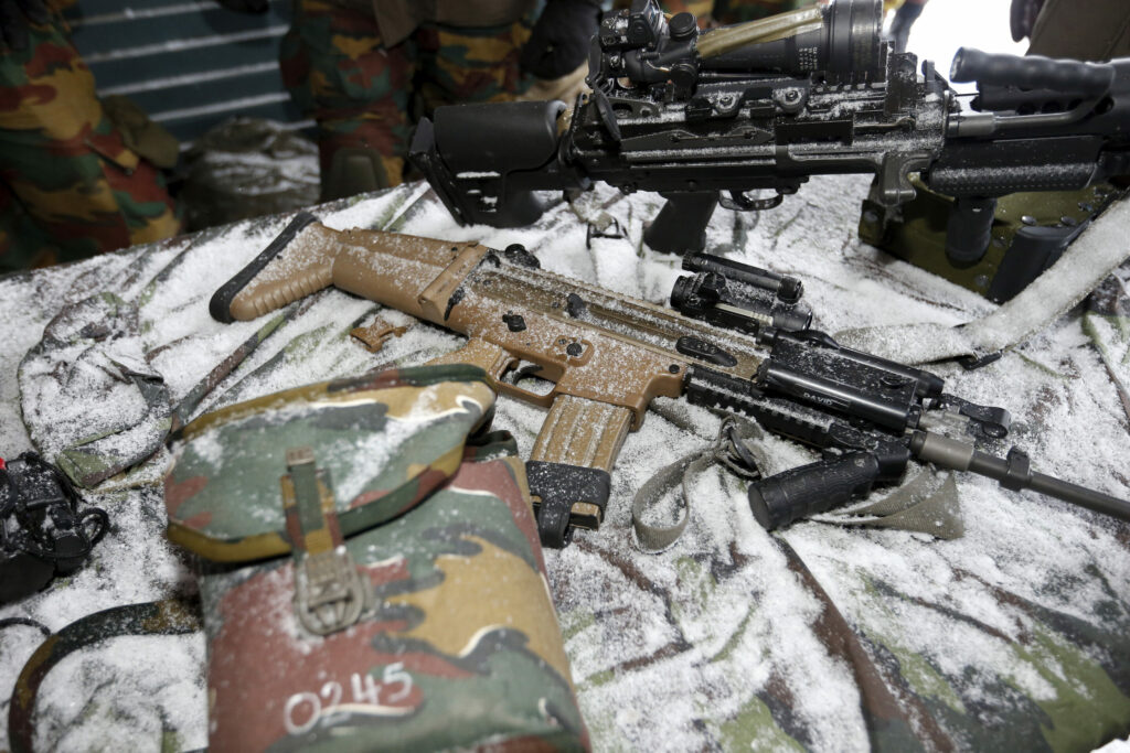 Russia strengthens military presence near Finland