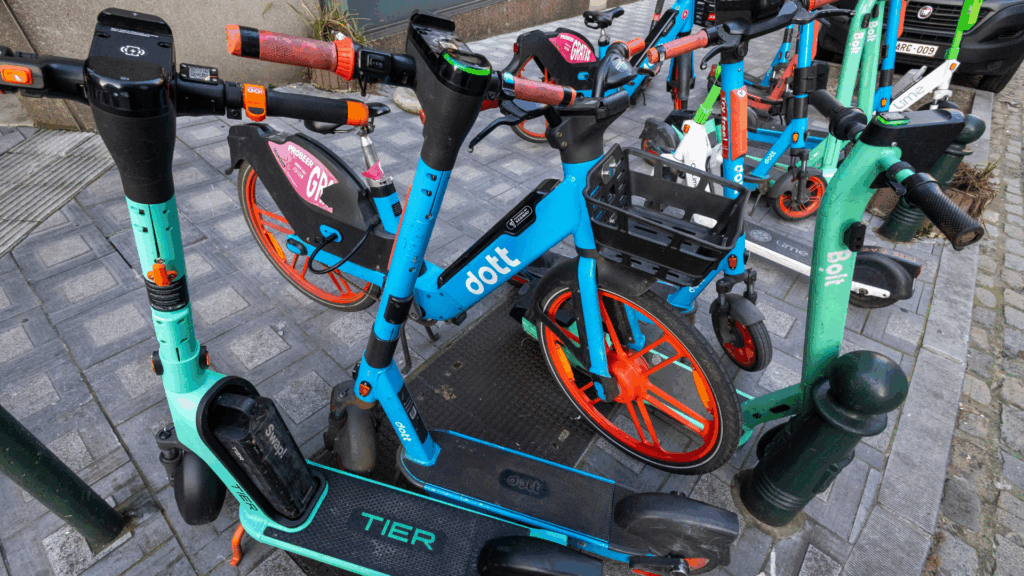 Belgian traffic police lack resources to measure speed of e-scooters and e-bikes