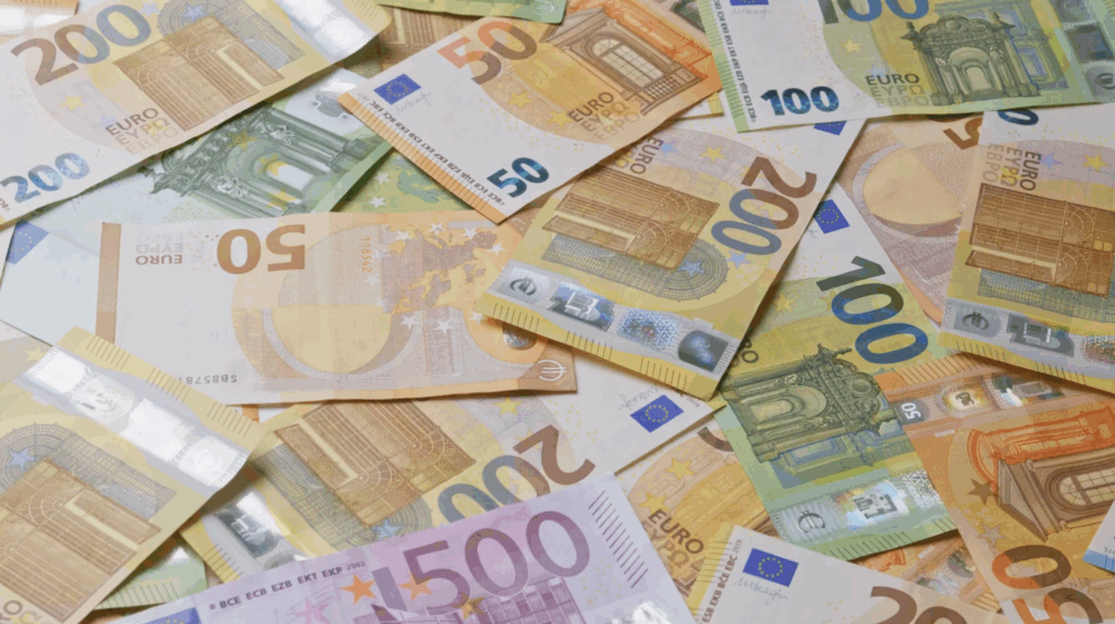 How countries join the euro