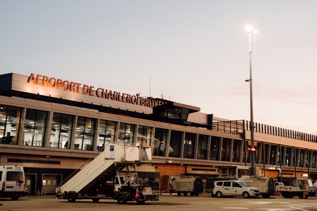 Municipal tax of €3 per passenger at Charleroi Airport 'a bad idea,' says Walloon leader