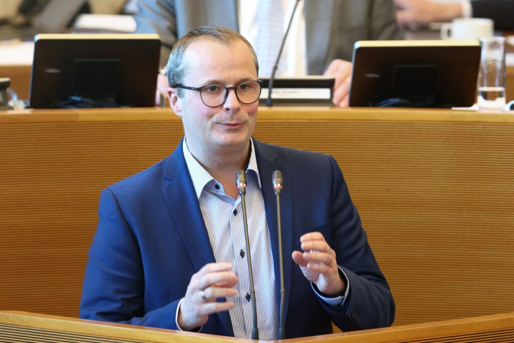 Walloon mayor charged with child sex offences