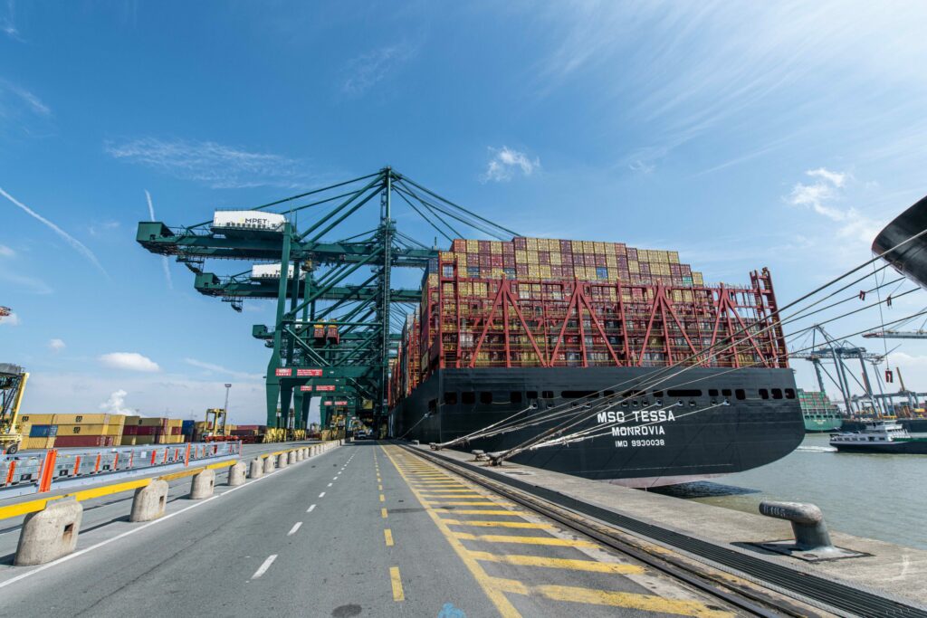 Four NGOs sue Flemish Government to stop container bound for Israel