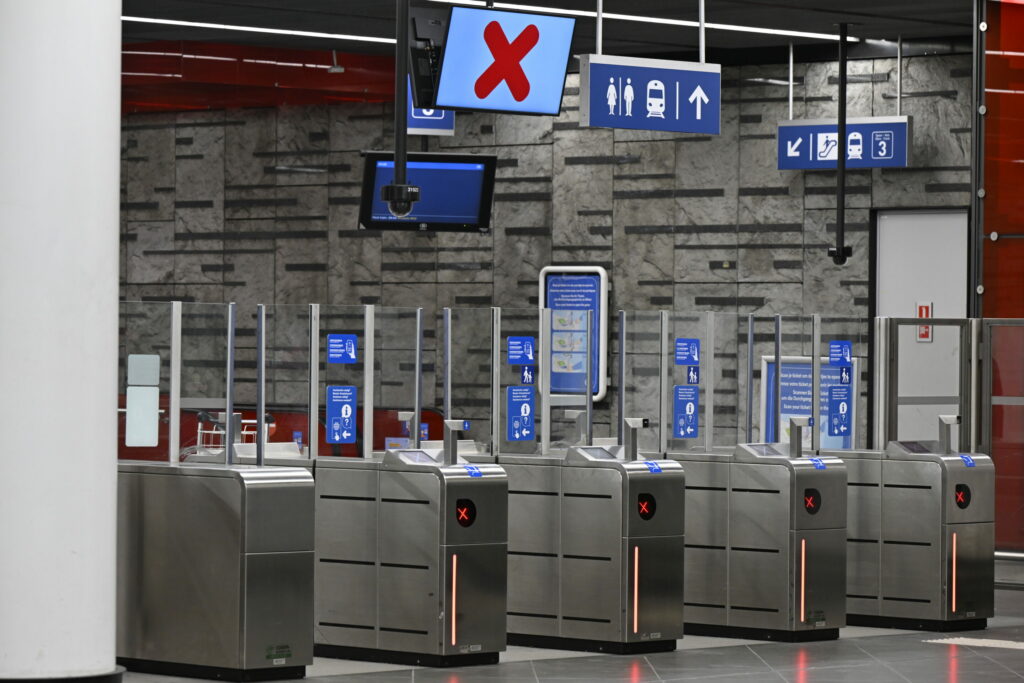 Train traffic to and from Brussels Airport interrupted