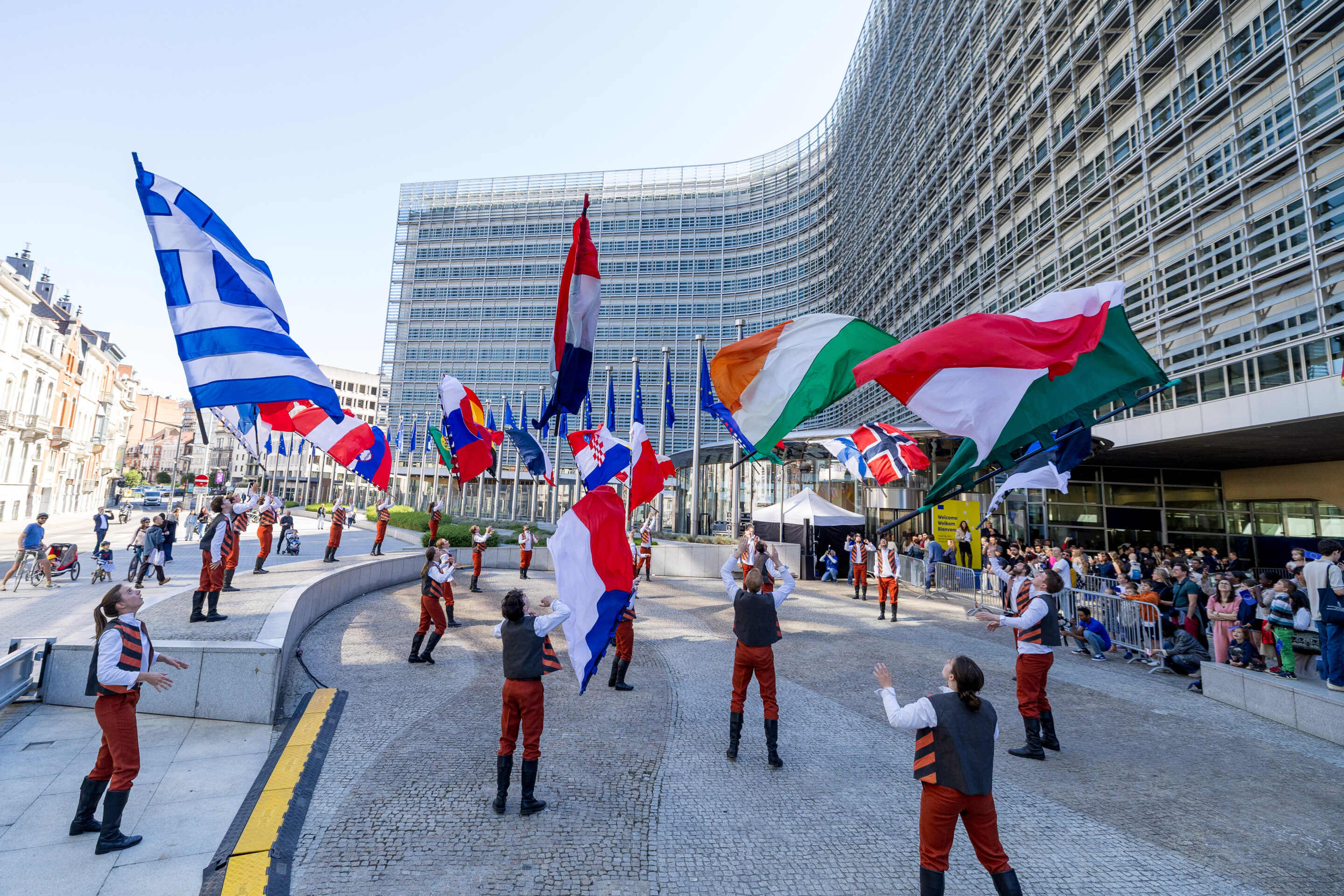 Should English be Europe's common continental language?