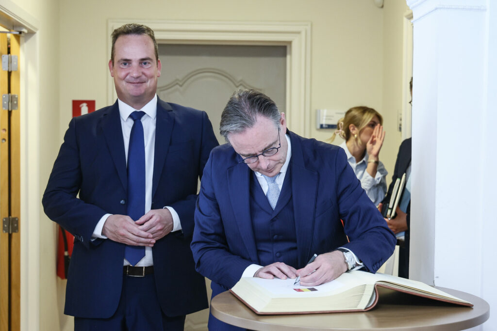 German-speaking Belgians want a voice, De Wever wants to give it to them