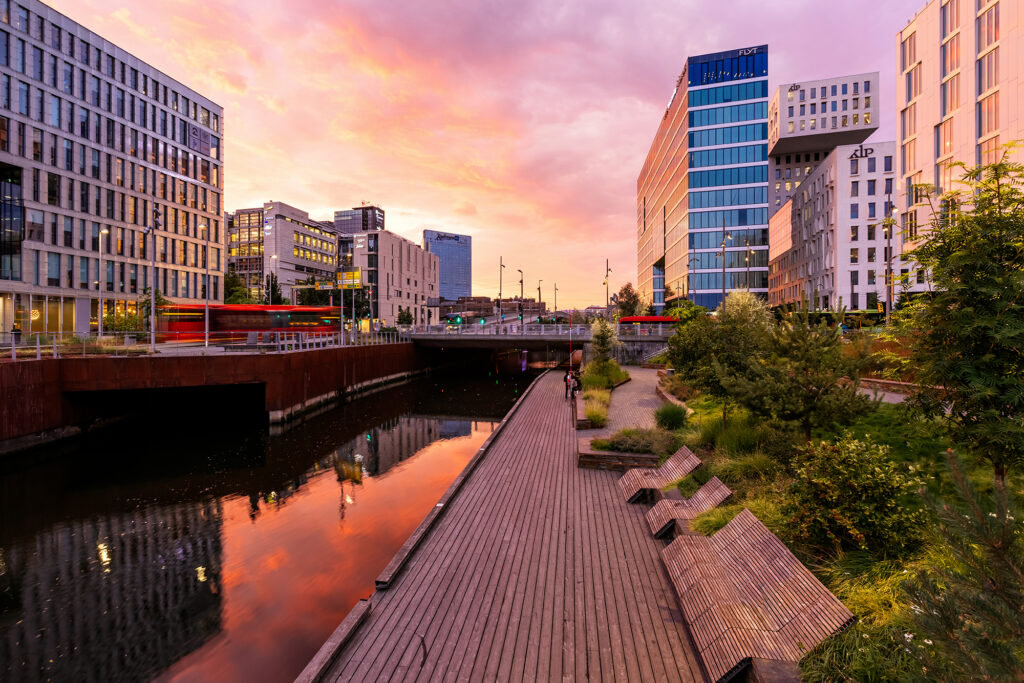 Sailing into summer: Brussels kicks off holiday festivities by canal