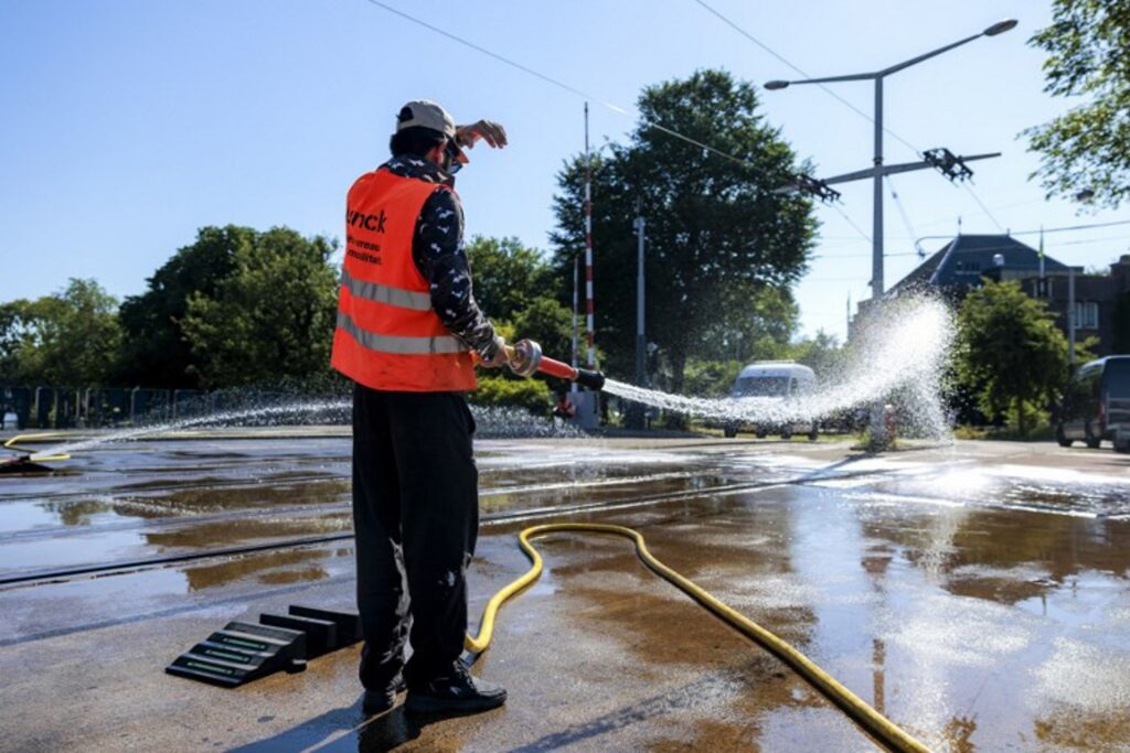 Recent heatwave led to spike in deaths in Europe, study shows