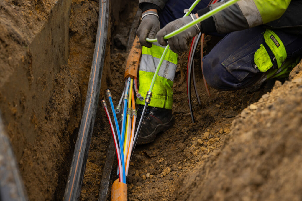 Orange and Proximus team up for better internet in Wallonia